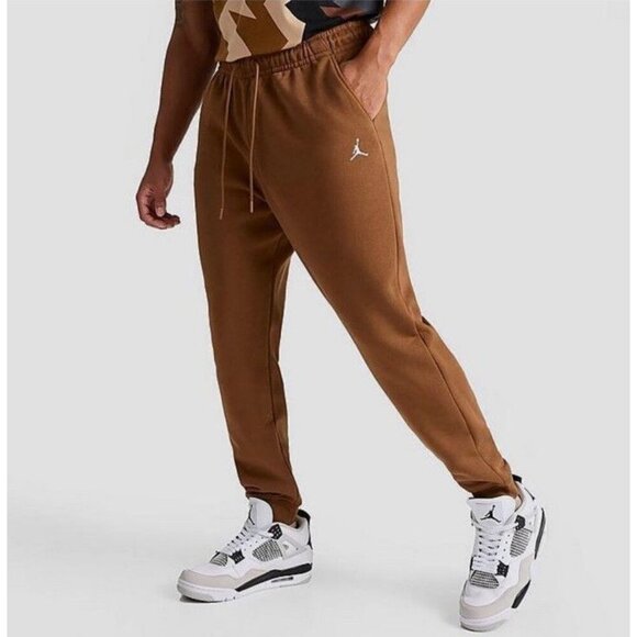 Nike Jordan Brown Casual Fleece Sweatpants Relaxed Fit Joggers Men’s Size Medium - Picture 1 of 8